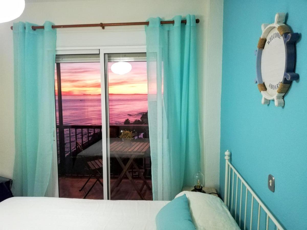 Apartamento Mar Azul, Primera Linea De Playa Sitio de Calahonda المظهر الخارجي الصورة